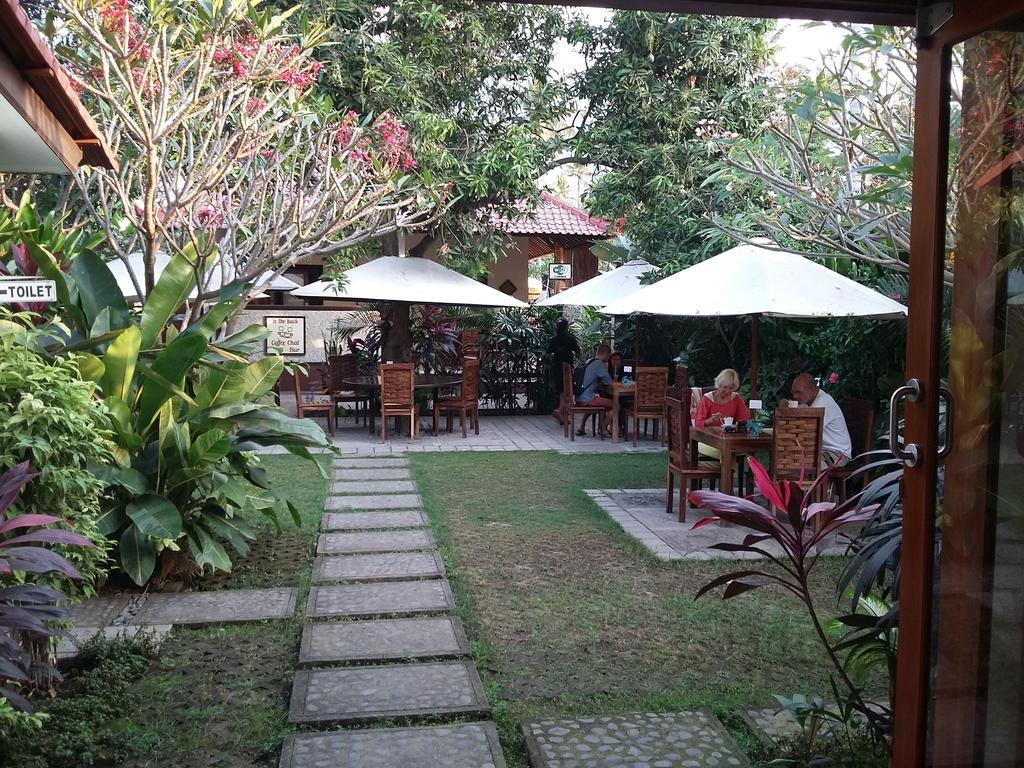 Puri Batu Inn Pemuteran Exterior foto