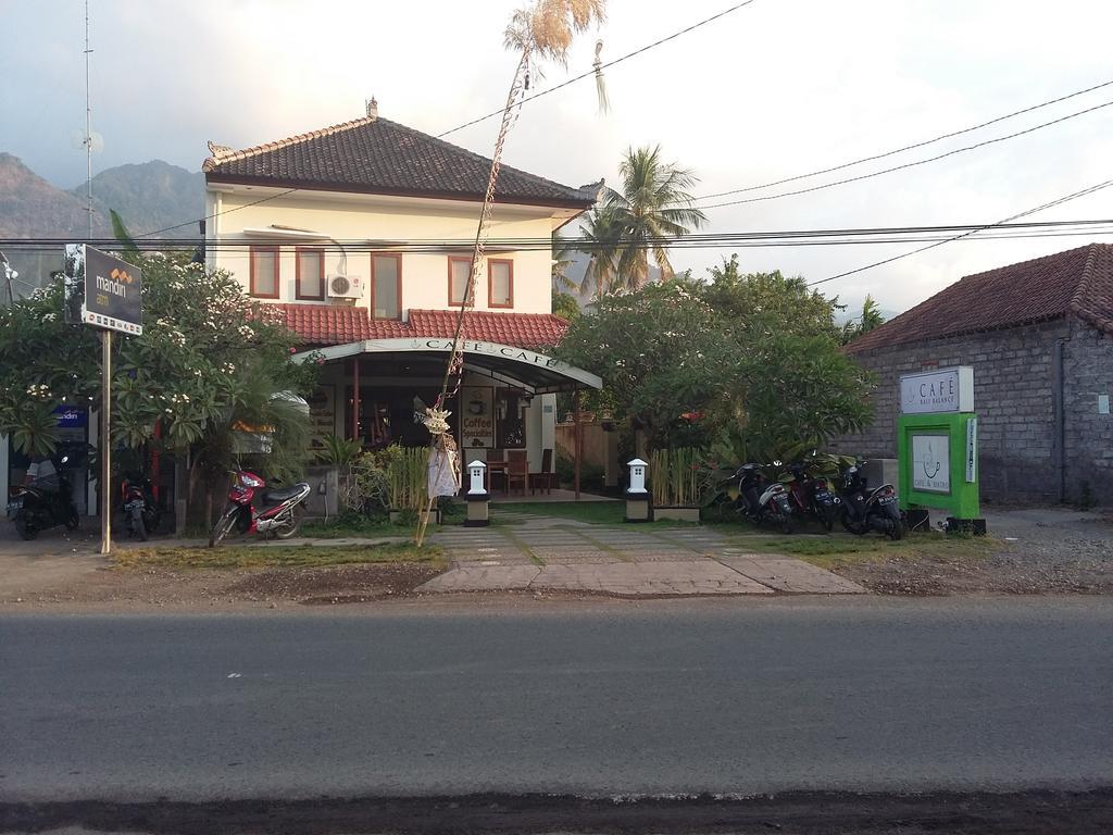 Puri Batu Inn Pemuteran Exterior foto